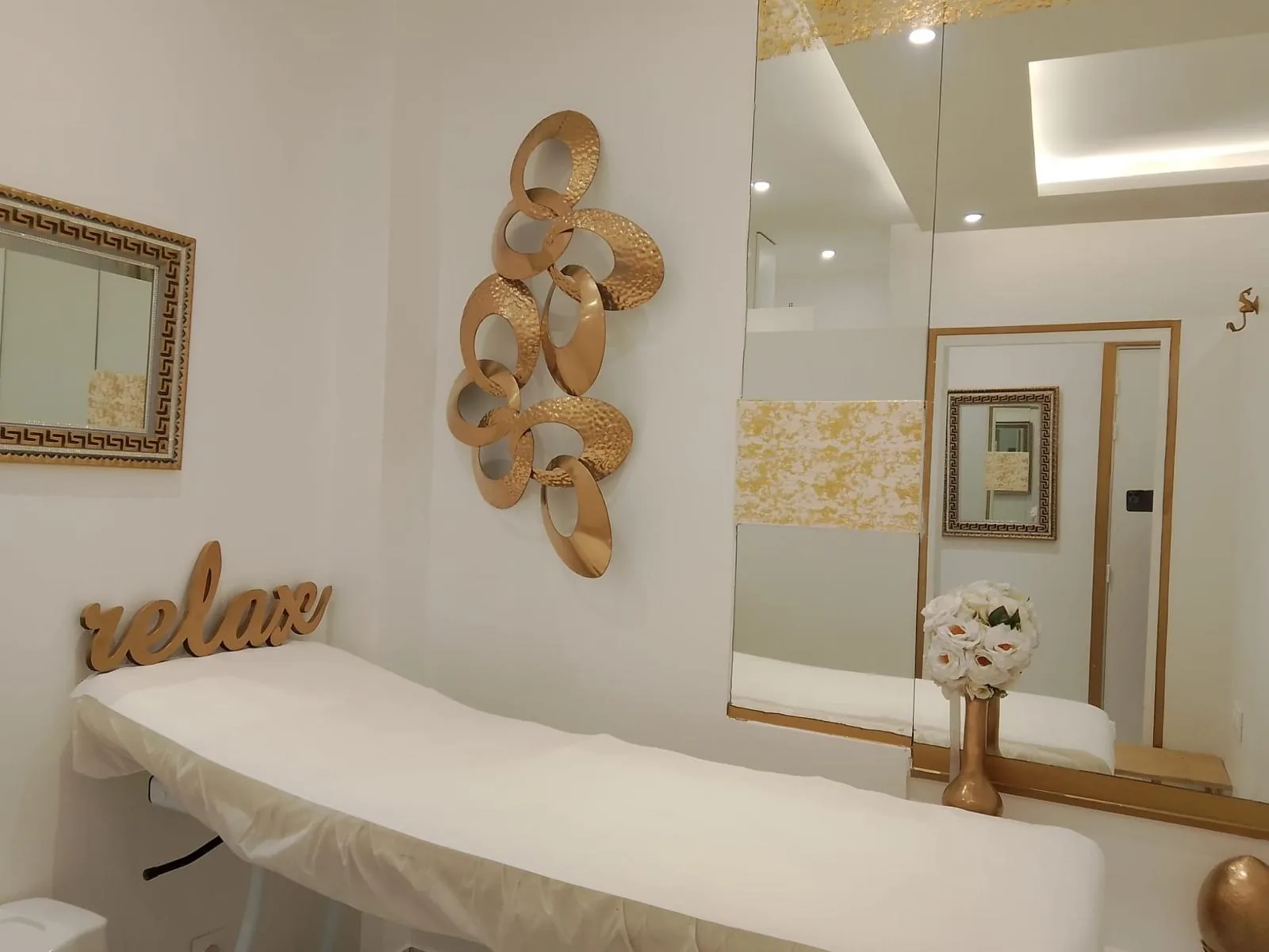 Cabine de soin Beauty Pyramids